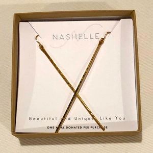 Dangle earrings